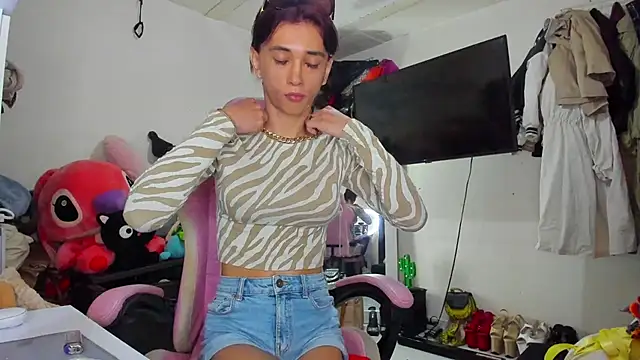 Lawrncesofiets online show from October 23, 5:39 pm