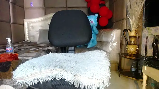 CatrinaGill online show from February 13, 3:41 pm