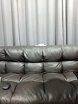 Snapshot of nam_tootsis chatting on February 20, 2:07 am nam tootsis online show from February 20, 2:07 am