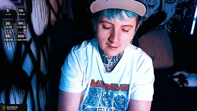Marieblueeyes online show from April 25, 3:32 am