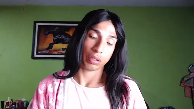 brunettehot77 online show from November 30, 2:14 am