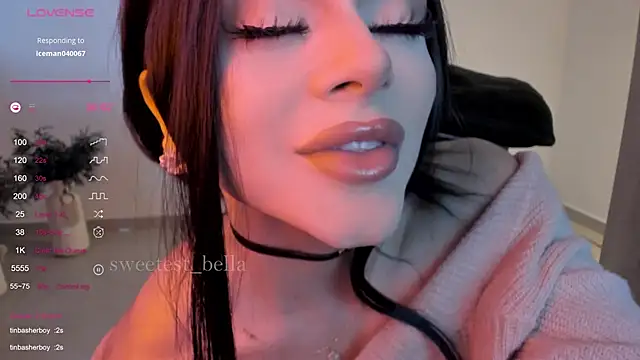 sweetest bella online show from October 3, 7:25 pm