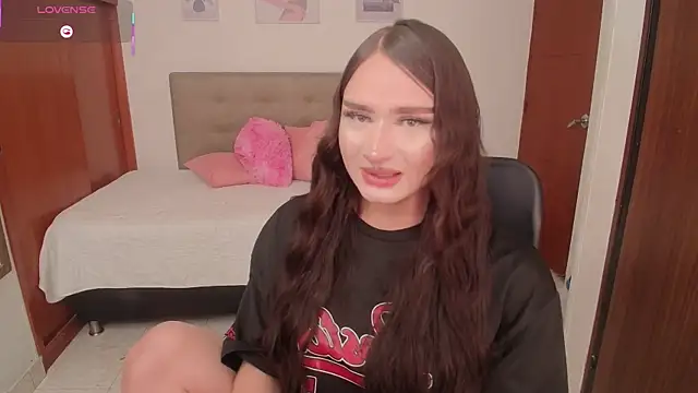 Miley Baker online show from January 10, 4:02 pm