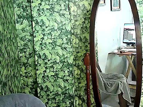 yummy 21xxx online show from December 2, 2:14 am