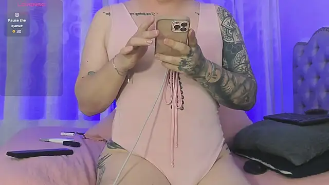 saammii  online show from July 12, 12:47 am