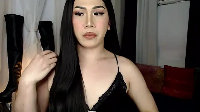 Snapshot of elise_bloom69 chatting on October 19, 4:21 pm elise bloom69 online show from October 19, 4:21 pm