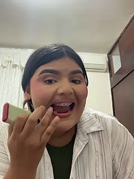 Lia sexx online show from March 16, 6:44 pm