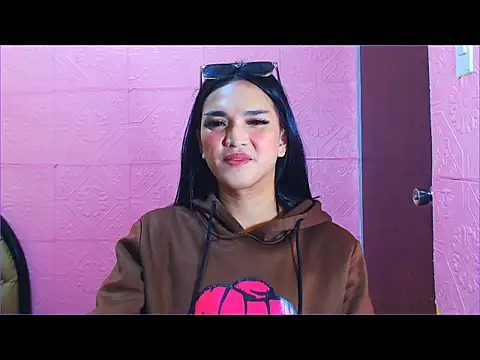 WONDERWOMAN2023 online show from November 1, 12:52 am