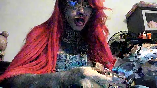 Snapshot of tamarapervert chatting on February 15, 8:45 pm tamarapervert online show from February 15, 8:45 pm
