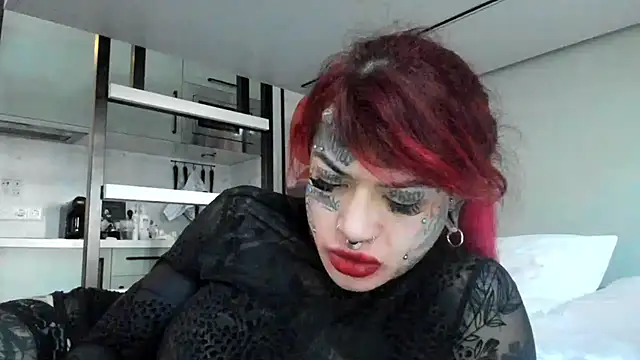 Snapshot of tamarapervert chatting on February 19, 1:28 pm tamarapervert online show from February 19, 1:28 pm
