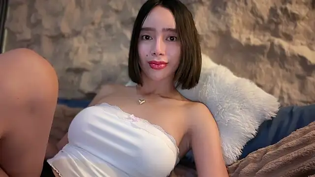 GenesisCastillano online show from June 4, 10:29 am