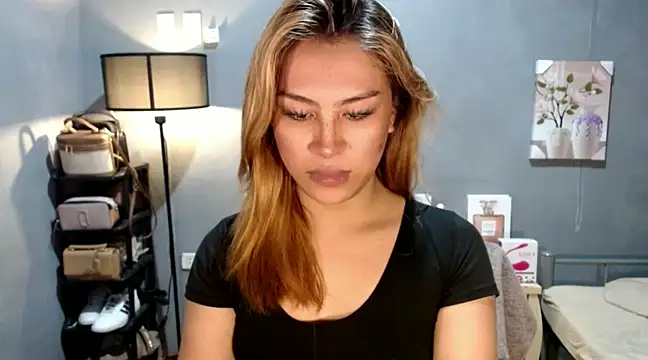 Snapshot of luxxy_grand chatting on January 29, 9:44 am luxxy grand online show from January 29, 9:44 am