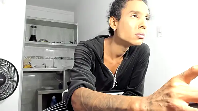 annieparker online show from February 9, 12:39 am