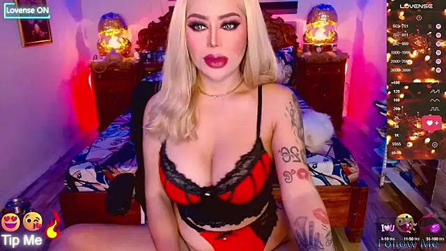 Snapshot of Magnificent_Goddess chatting on September 27, 5:49 am Magnificent Goddess online show from September 27, 5:49 am