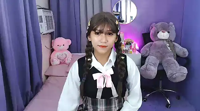 urlovelyfreya online show from February 18, 4:16 pm