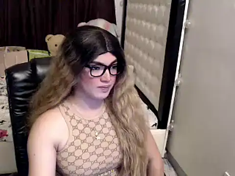 Snapshot of Goddess_Sarah chatting on March 12, 8:41 pm Goddess Sarah online show from March 12, 8:41 pm
