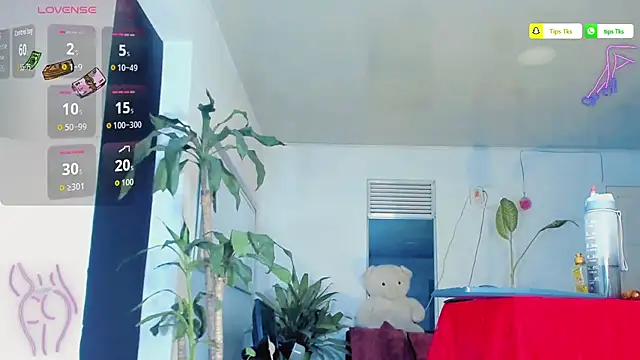 sophiaxxdoll online show from July 19, 9:57 am