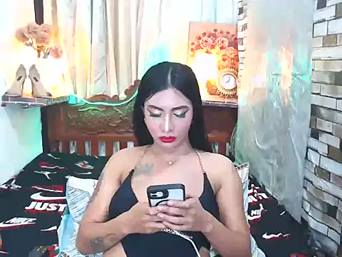 Snapshot of MYGREATLOLLIPOP chatting on January 14, 7:59 am MYGREATLOLLIPOP online show from January 14, 7:59 am