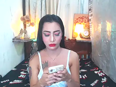 Snapshot of MYGREATLOLLIPOP chatting on January 19, 5:48 am MYGREATLOLLIPOP online show from January 19, 5:48 am