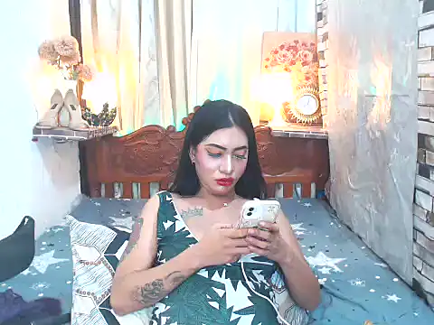 Snapshot of MYGREATLOLLIPOP chatting on January 26, 4:41 pm MYGREATLOLLIPOP online show from January 26, 4:41 pm