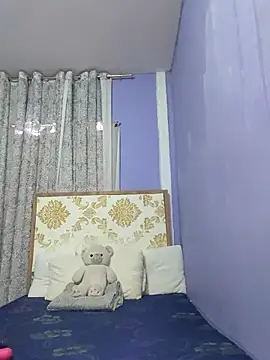 lady kim boner online show from December 17, 1:55 am