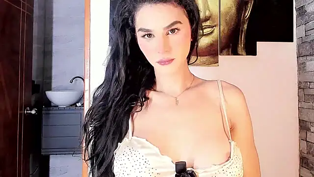 little tsgirl  online show from June 30, 11:16 pm