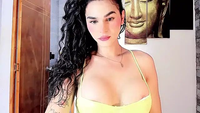 little tsgirl  online show from July 5, 11:11 pm