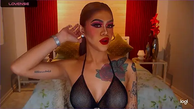 StellaStrong30 online show from February 8, 11:33 pm