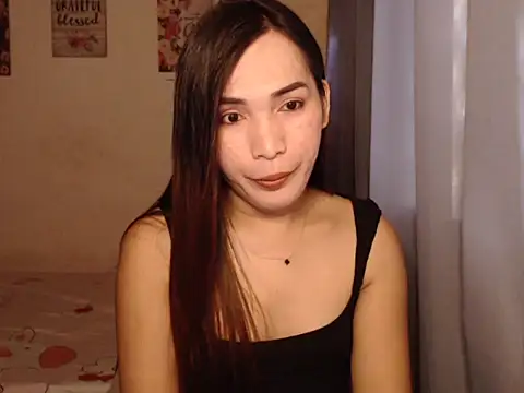 Snapshot of Msyensmith chatting on March 15, 6:55 am Msyensmith online show from March 15, 6:55 am