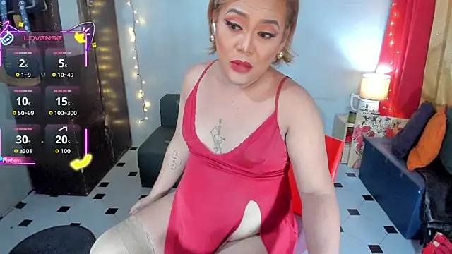 ivyDvil05 online show from December 3, 5:39 pm