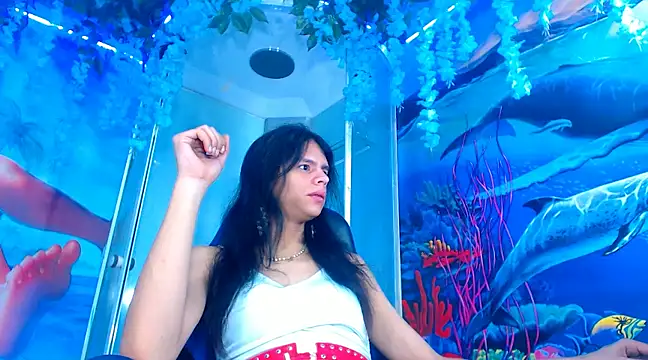 Snapshot of alessa_brown74 chatting on January 20, 12:49 pm alessa brown74 online show from January 20, 12:49 pm