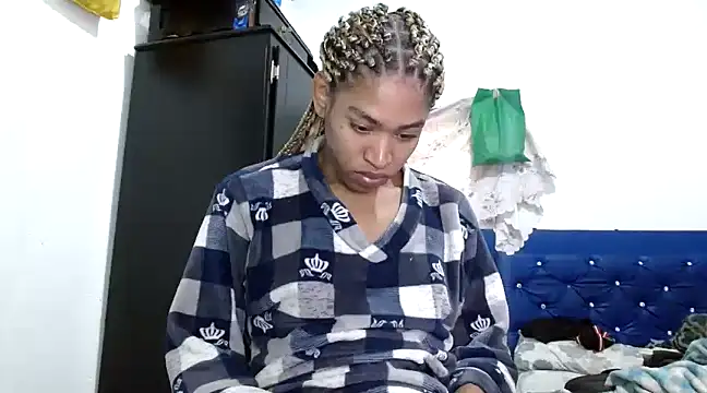 Snapshot of angelamarie1 chatting on January 4, 12:49 pm angelamarie1 online show from January 4, 12:49 pm