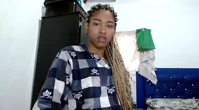 Snapshot of angelamarie1 chatting on January 11, 12:29 pm angelamarie1 online show from January 11, 12:29 pm
