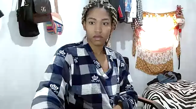 Snapshot of angelamarie1 chatting on January 21, 12:56 pm angelamarie1 online show from January 21, 12:56 pm