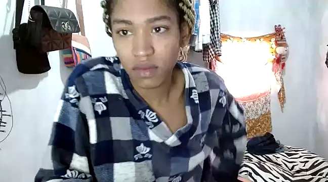 Snapshot of angelamarie1 chatting on January 26, 1:15 pm angelamarie1 online show from January 26, 1:15 pm