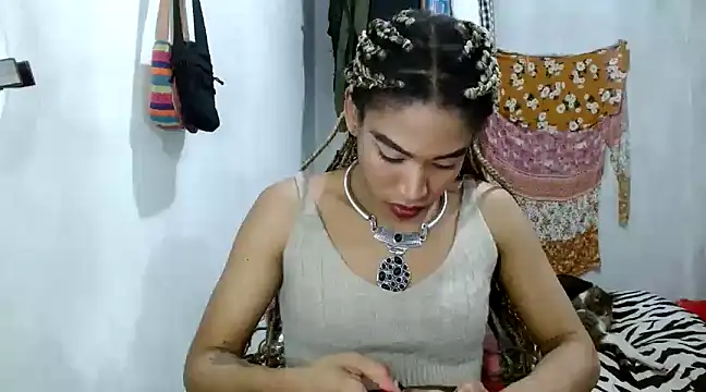 Snapshot of angelamarie1 chatting on February 27, 11:37 pm angelamarie1 online show from February 27, 11:37 pm