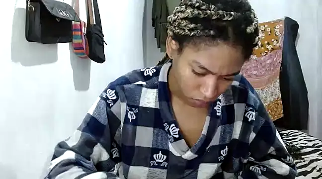 Snapshot of angelamarie1 chatting on March 9, 10:19 am angelamarie1 online show from March 9, 10:19 am