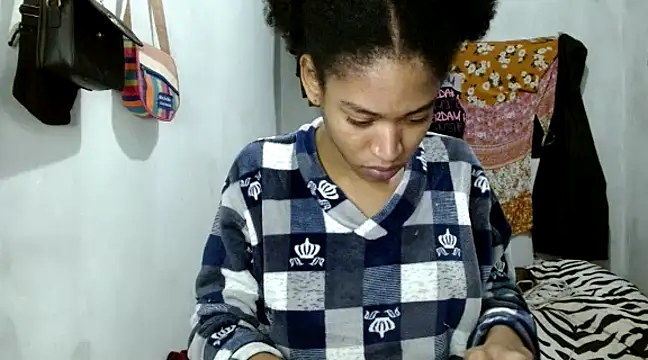Snapshot of angelamarie1 chatting on March 11, 10:18 am angelamarie1 online show from March 11, 10:18 am