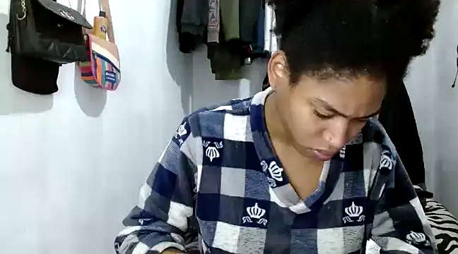 Snapshot of angelamarie1 chatting on March 18, 2:34 am angelamarie1 online show from March 18, 2:34 am