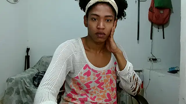 Snapshot of angelamarie1 chatting on September 11, 3:04 am angelamarie1 online show from September 11, 3:04 am