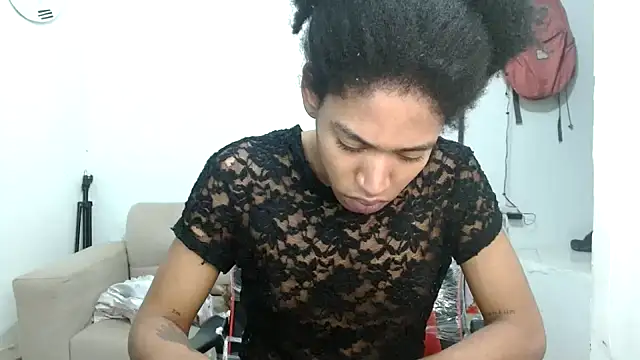 Snapshot of angelamarie1 chatting on September 25, 11:17 am angelamarie1 online show from September 25, 11:17 am