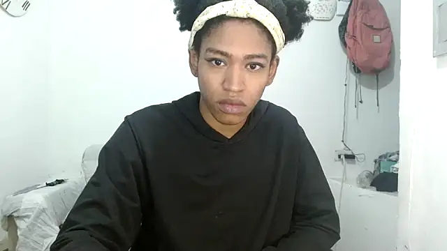 Snapshot of angelamarie1 chatting on October 1, 10:49 am angelamarie1 online show from October 1, 10:49 am