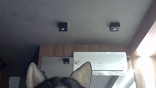 Snapshot of Skinny-Kitten chatting on October 18, 10:46 pm Skinny-Kitten online show from October 18, 10:46 pm