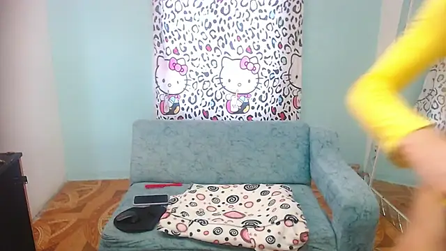 Snapshot of heidy_sweetts chatting on December 13, 12:06 pm heidy sweetts online show from December 13, 12:06 pm
