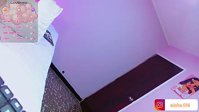 AiishaRose online show from March 16, 3:05 pm