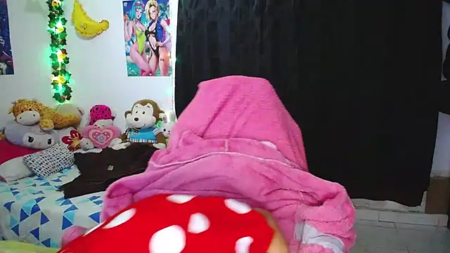 flaquita corall online show from April 4, 12:30 am