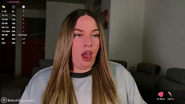 IsabellaFigueredo   online show from April 9, 6:19 am