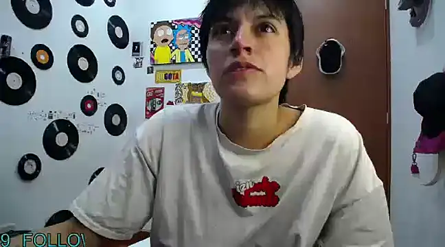 Snapshot of 9_Fernanda_9 chatting on February 15, 12:38 am 9 Fernanda 9 online show from February 15, 12:38 am