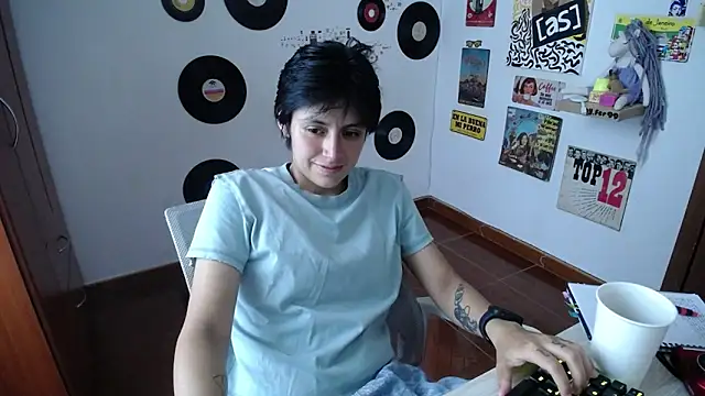 Snapshot of 9_Fernanda_9 chatting on February 28, 9:12 pm 9 Fernanda 9 online show from February 28, 9:12 pm