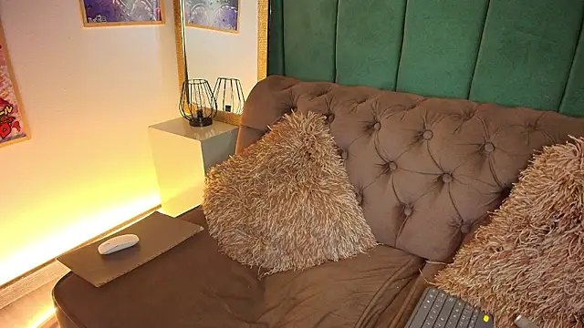 Satuurn  online show from February 20, 2:41 pm